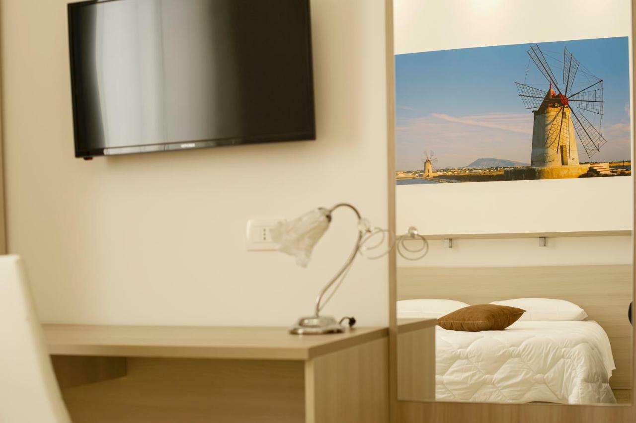 Sole Mare Sale Bed & Breakfast Torre Nubia ภายนอก รูปภาพ